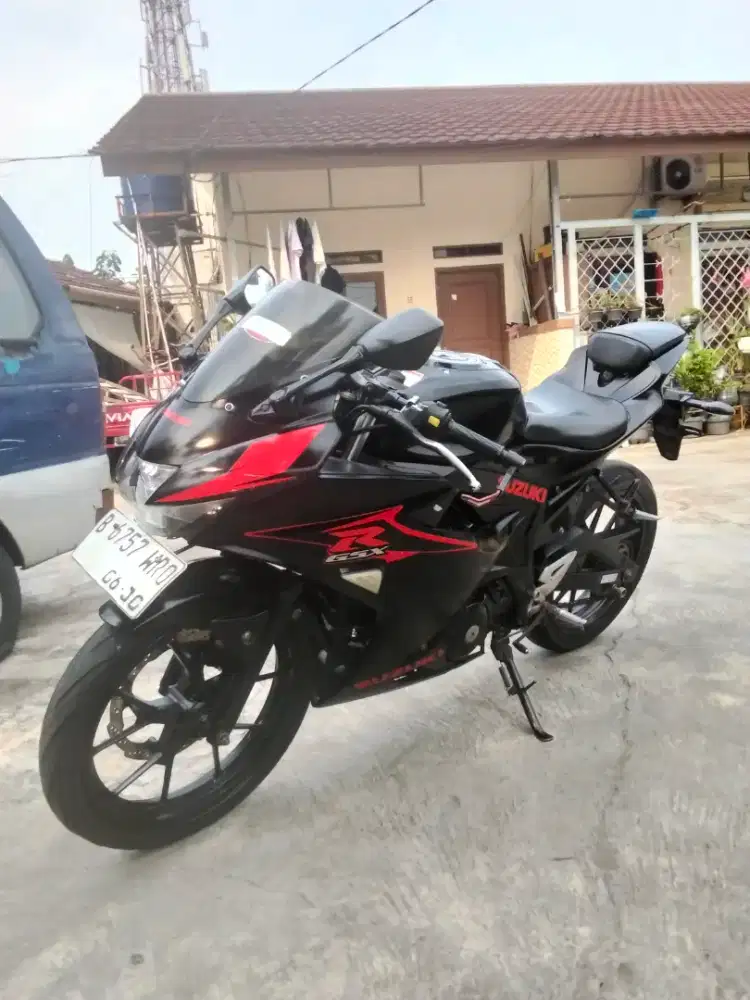 SUZUKI GSX 150 R TAHUN 2017 MESIN SEGEL