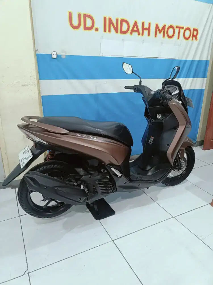 Plat W YAMAHA LEXI TYPE S BLUECORE KEYLLES REMOT 2019 bisa kredit