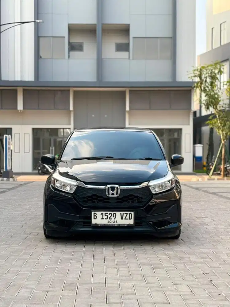 Super istimewa Honda Brio E Satya AT 2023 Hitam Metalik Low KM
