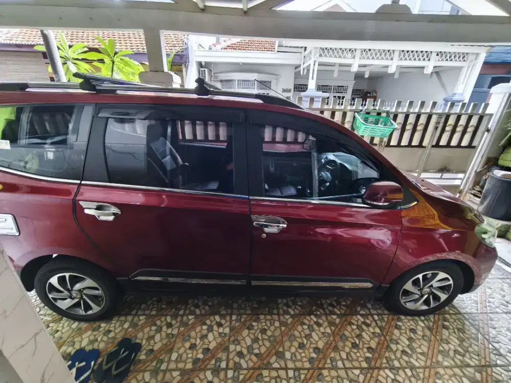 Di jual Wuling Confero MT S Lux