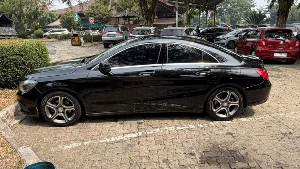 Interior, body sangat Mulus, terawat. Mesin halus. Km rendah