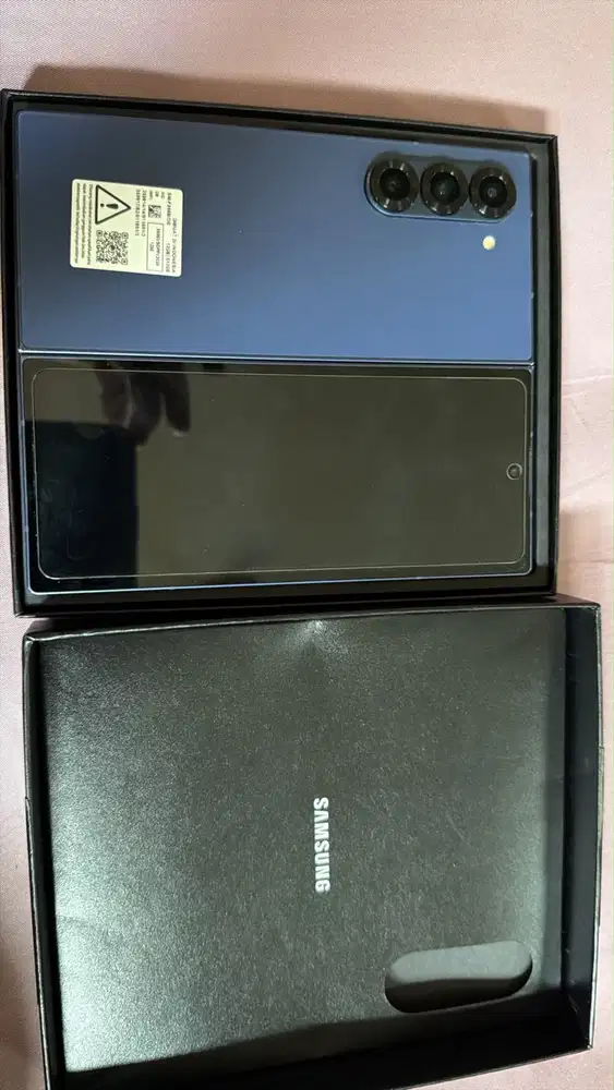 SAMSUNG GALAXY Z FOLD 6