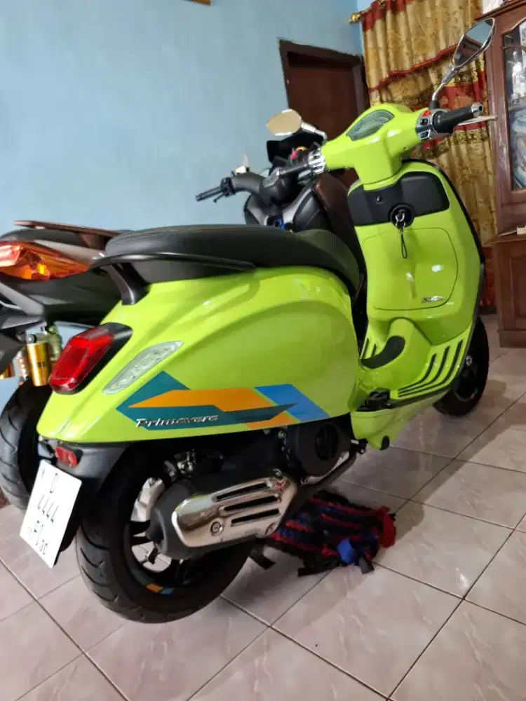 Vespa Primavera S Low KM