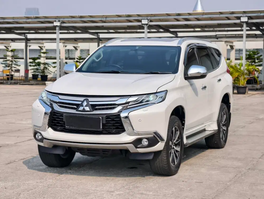 [50RB] ANTIK MITSUBISHI PAJERO SPORT DAKAR 4X2 AT 2018 GENAP 2019