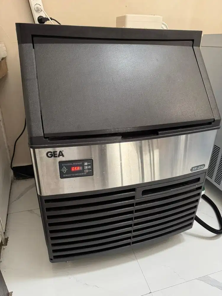 mesin es kristal cube Gea TF-120