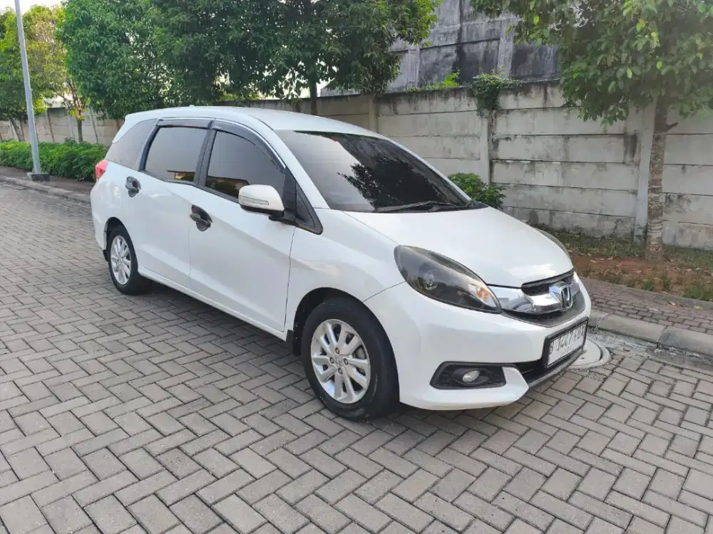 Honda mobilio type E Metic