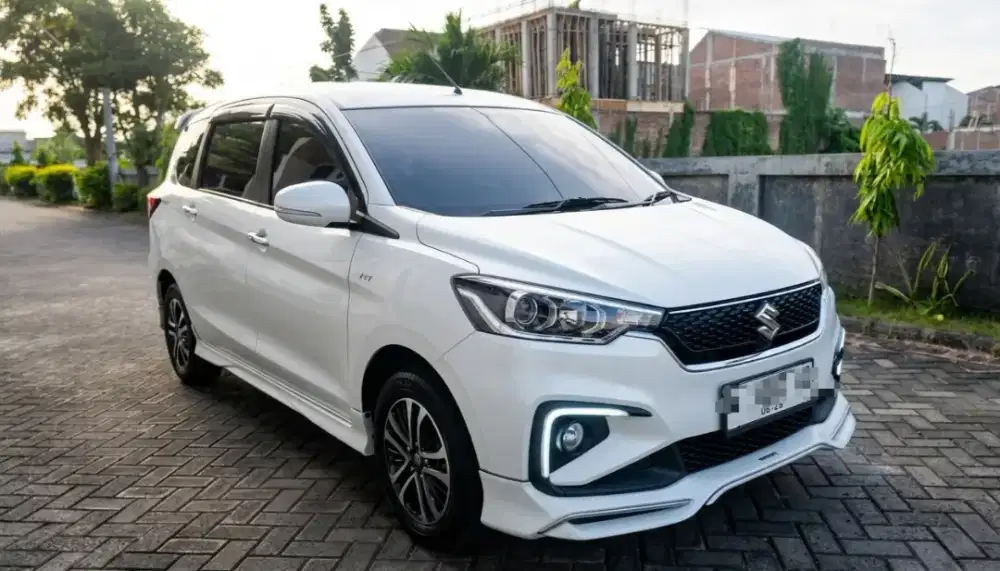 DIJUAL SUZUKI ERTIGA SPORTY HYBRID TAHUN 2023