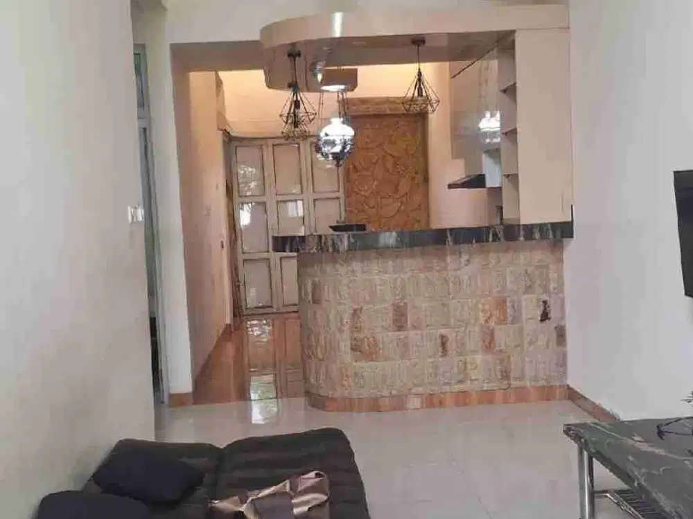 RUMAH DI PERUM MUTIARA ARTERI REGENCY JL GAJAH RAYA SEMARANG