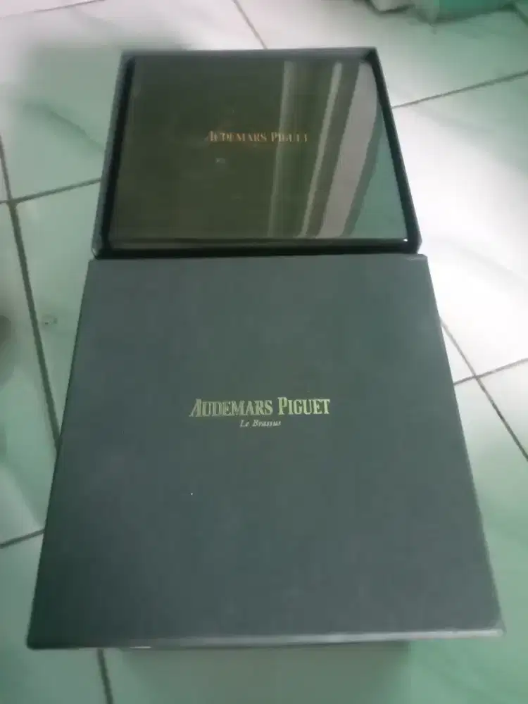 Box Jam Tangan AudemarsPiquet Original