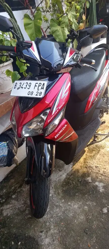 Honda Vario 2013 mulus orisinil STNK hlg BPKB faktur ready