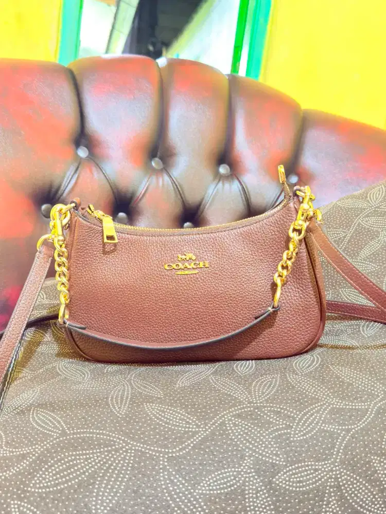 Teri Shoulder Bag