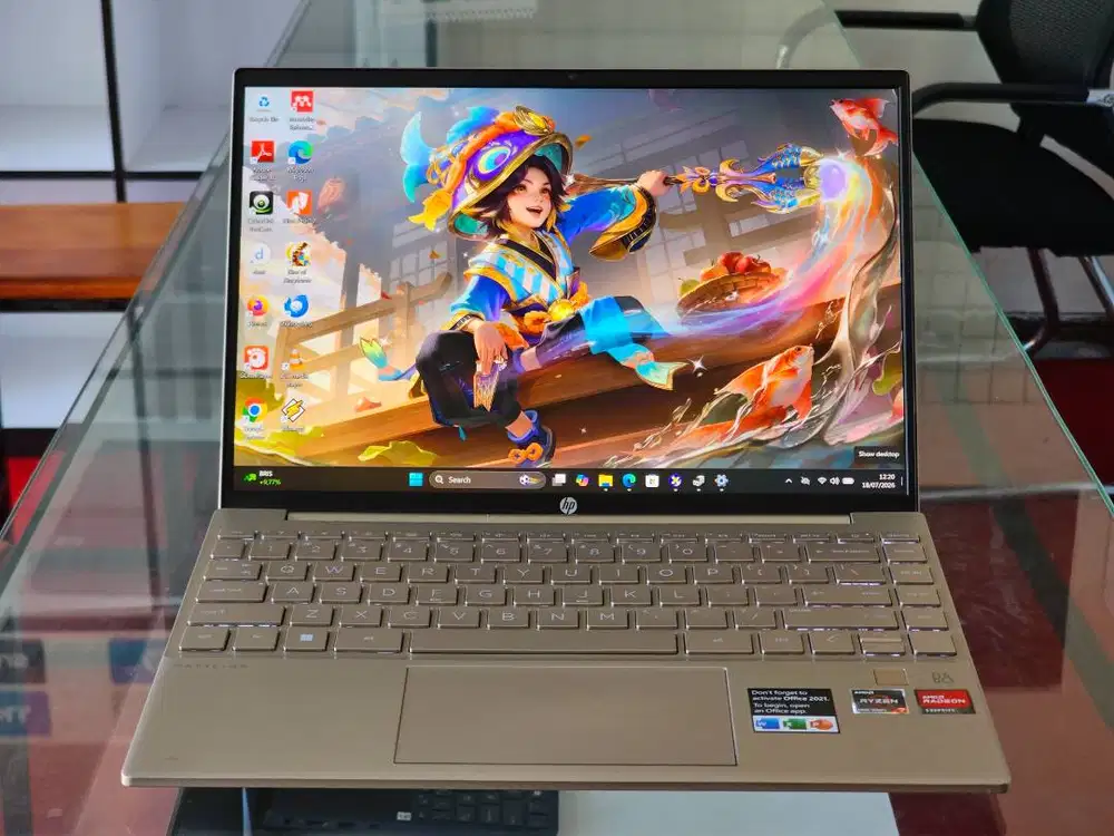 HP Pavilion AERO 13 AMD Ryzen 7 5825U Ram 16 GB SSD 512 GB AMD Radeon