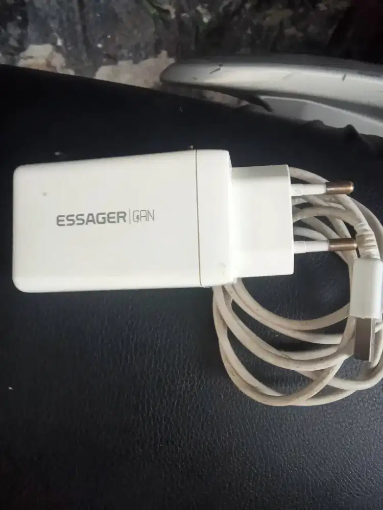 Essager Gan 67 Watt seri C fast charging mulus normal siap pakai minat
