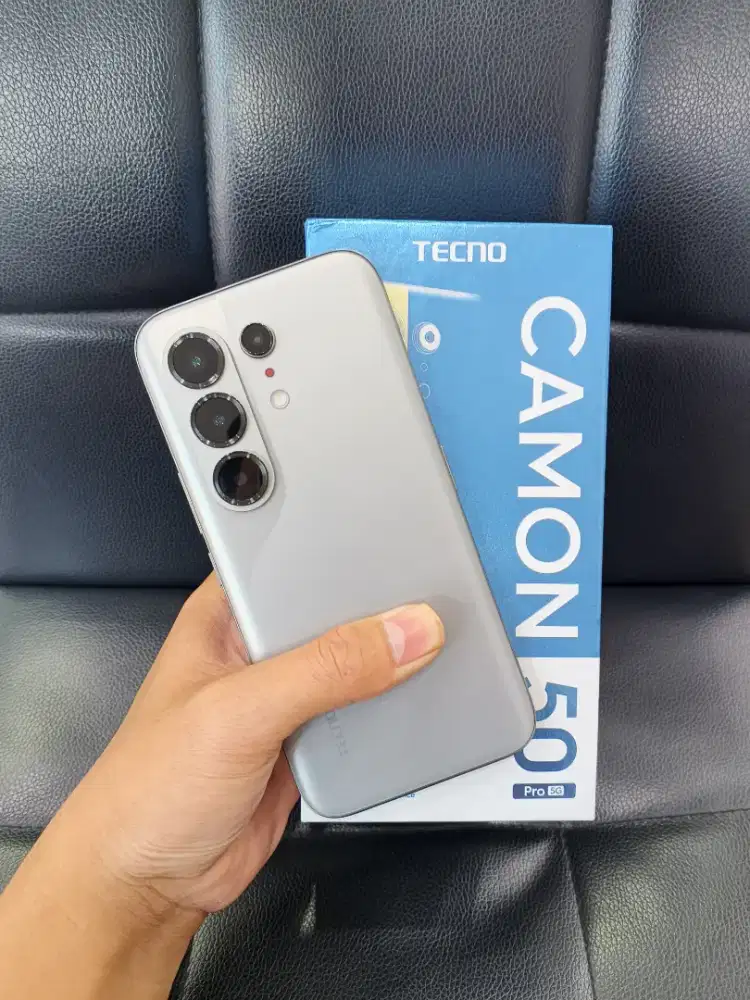 Tecno Camon 50 Pro 5G 8+8/256GB Nebula Titanium Second Seperti Baru!