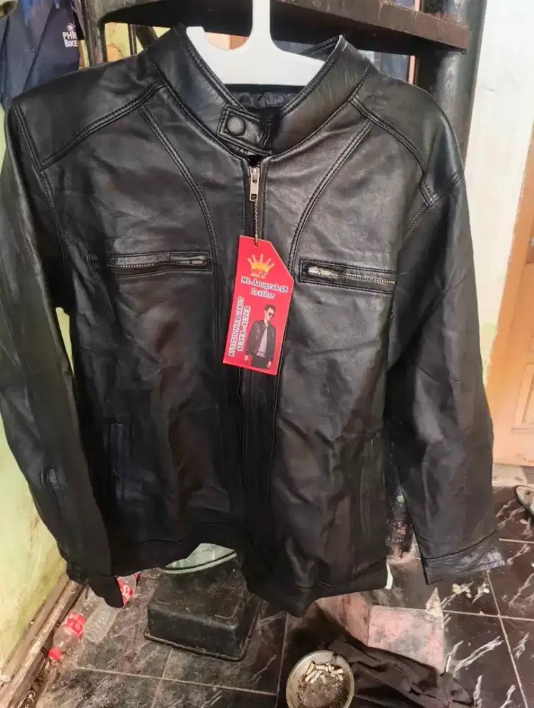 Di jual jaket kulit asli