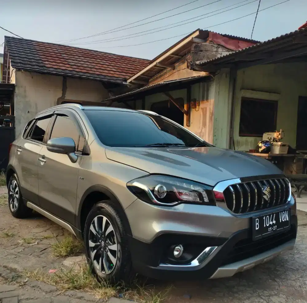 Suzuki Sx4 Scross 2019 Pemakaian 2020 1.5 Matic ( Siap Pakai Saja ) .