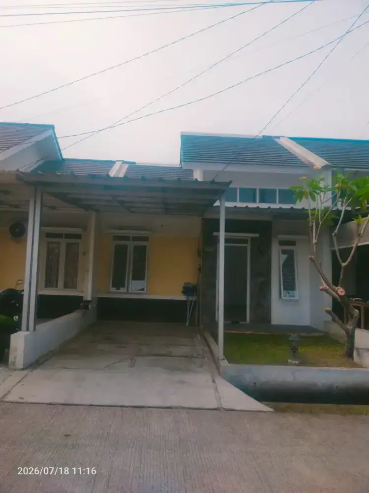 Disewakan Rumah nyaman Dekat Stasiun Cilebut, dekat pos Satpam Komplek