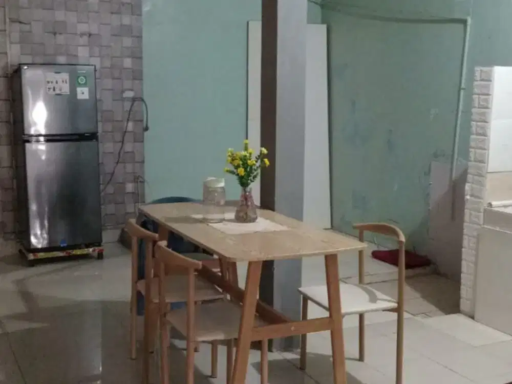 Fdic. Disewakan Rumah Semi Furnished di Florencia Lippo Cikarang