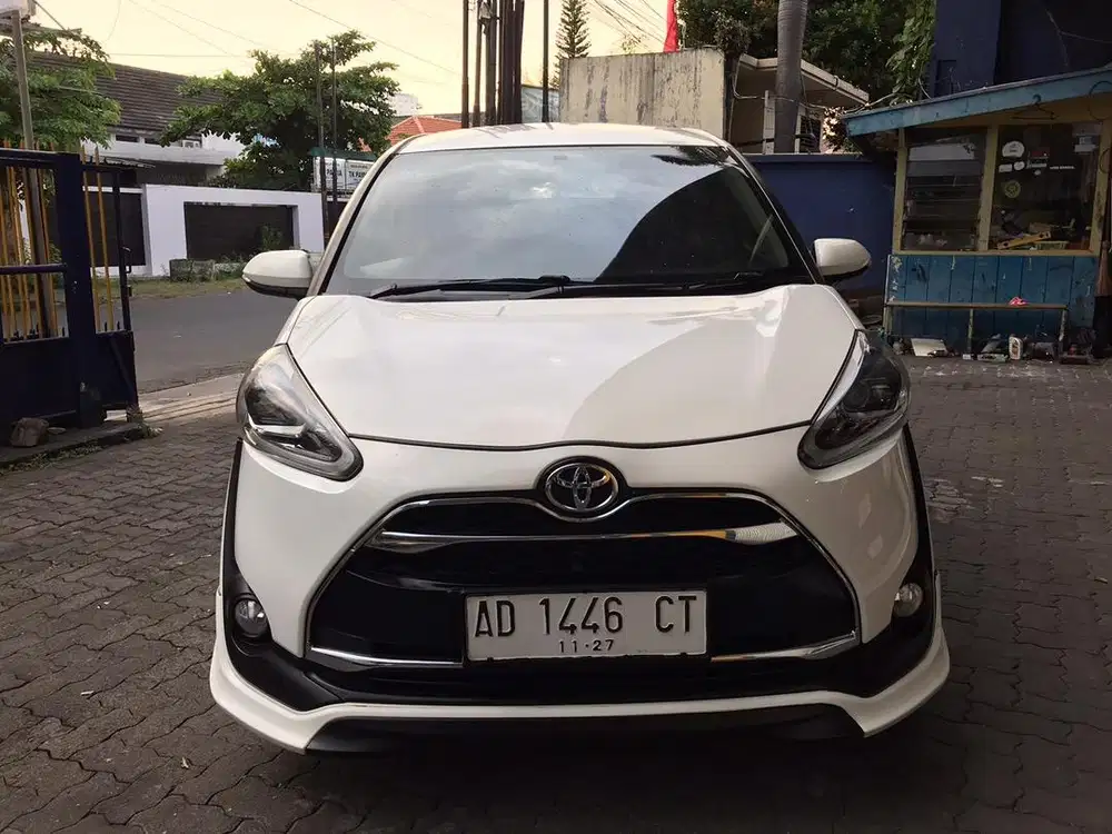 Sienta 1.5 Q AT 2017