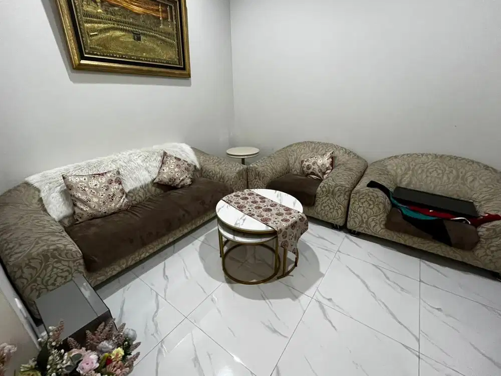 Sofa Ruang Keluarga/ Ruang Tamu