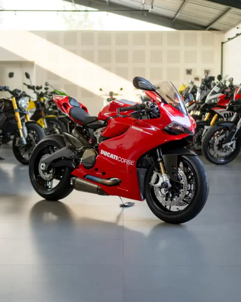 Ducati Panigale 899 Red 2015 Mods Up to 180Jtan