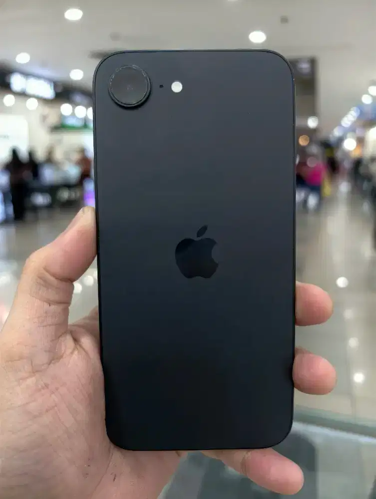 iPhone 16e 256GB iBox Garansi On