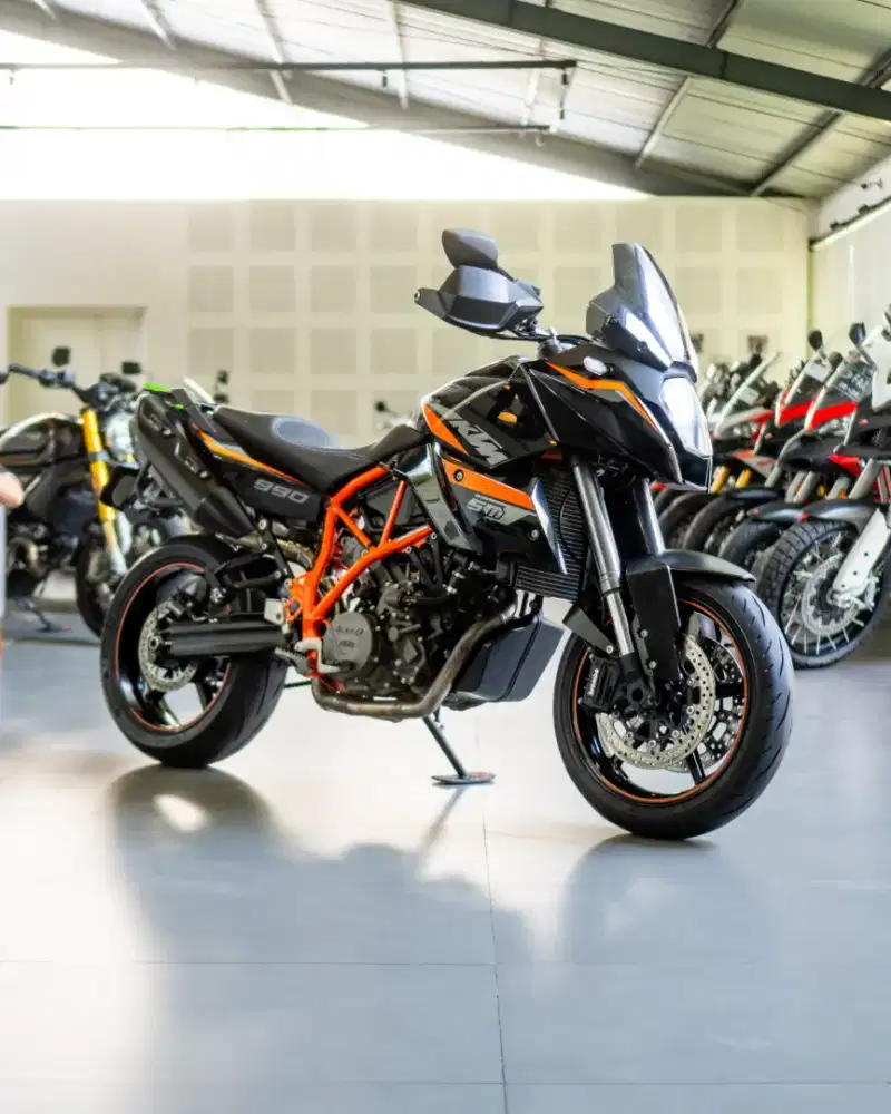 KTM 990 SMT Brilliant Black 2013