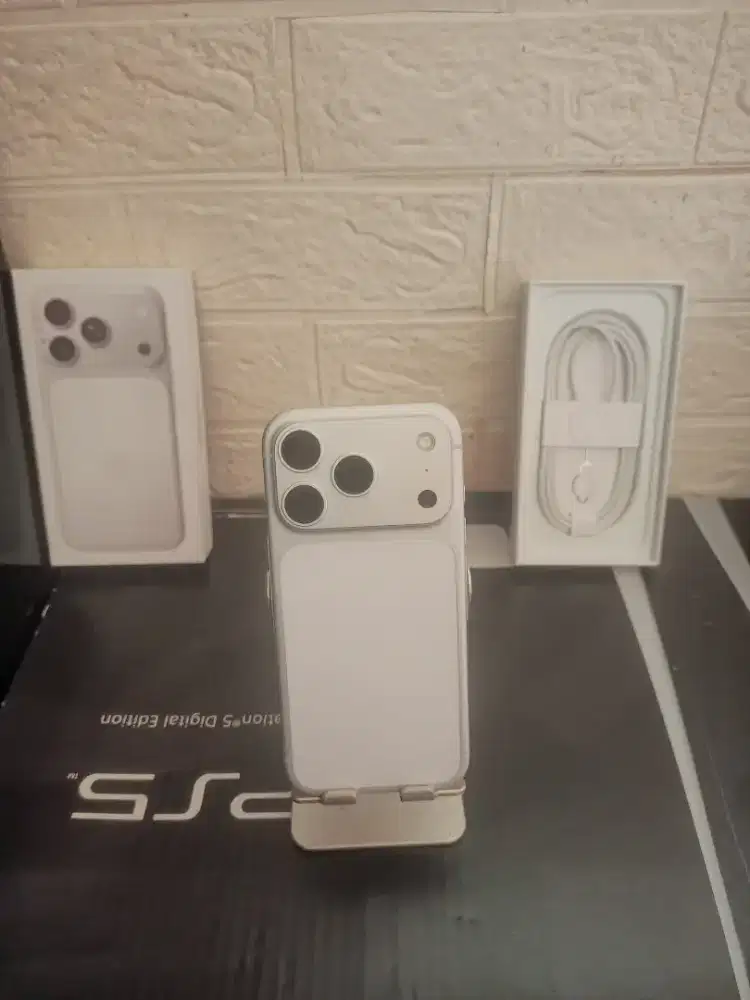 IPHONE 17 PRO 256GB SILVER IBOX LKP MINUS GANTIAN LCD BS TT