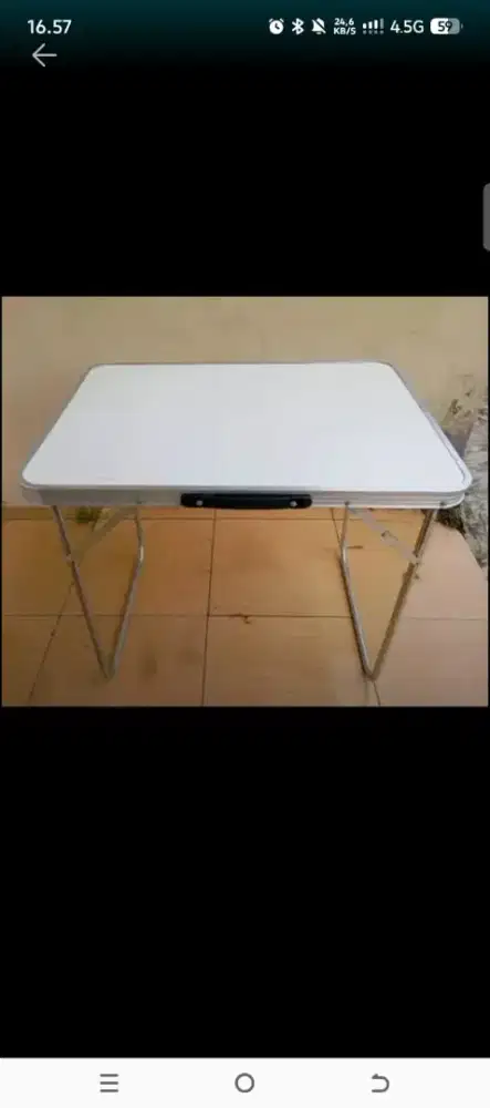 Meja jualan bazar