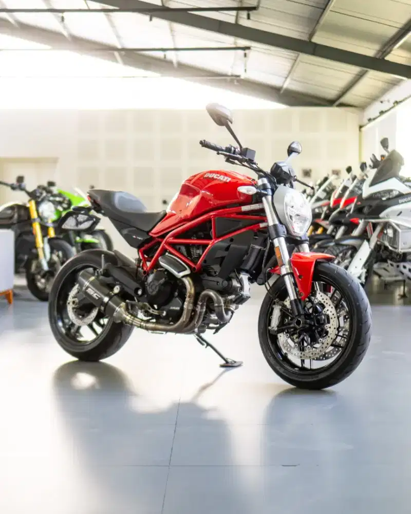 Ducati Monster 797 Red 2017