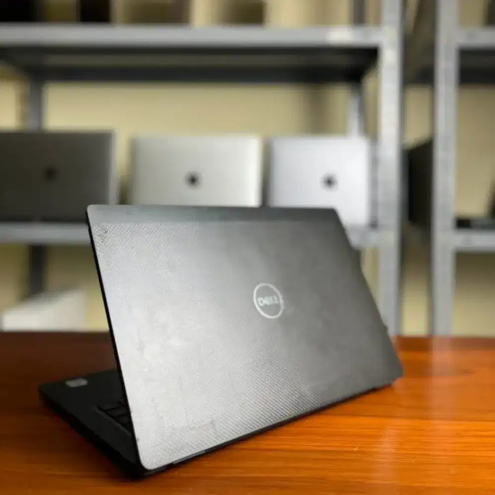 Cari performa cepat,multitasking lancar? Dell Latitude 7410 RAM 16GB!!