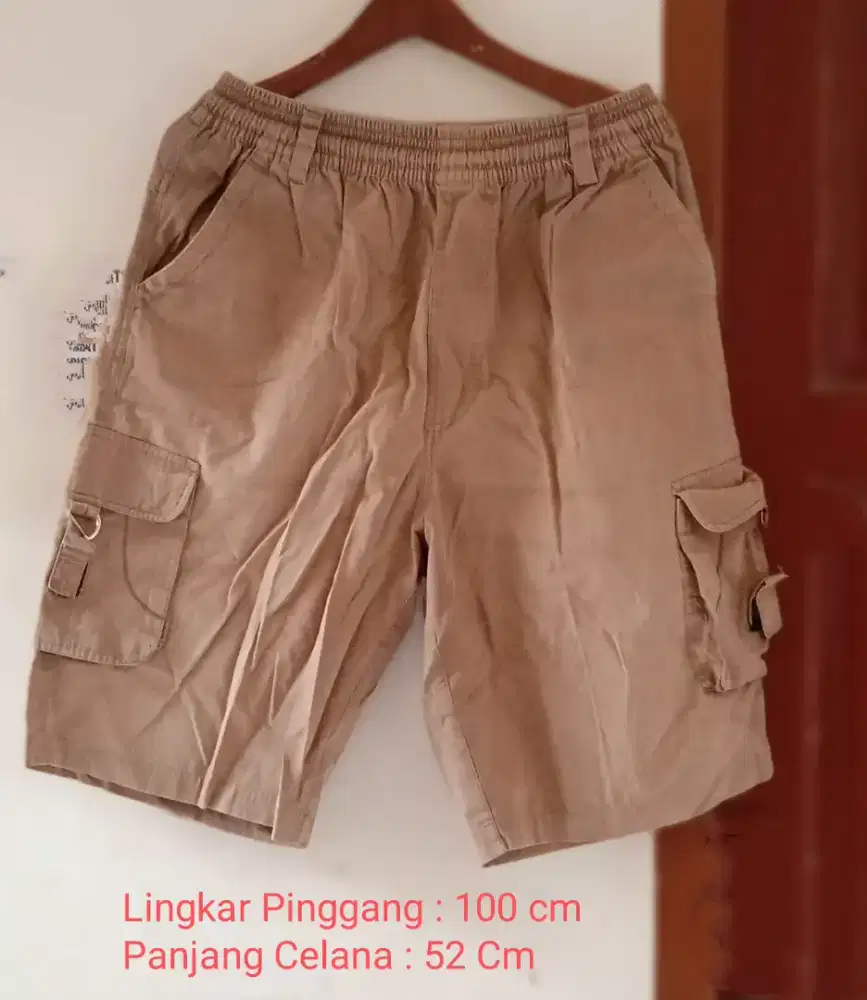 Celana pendek pria