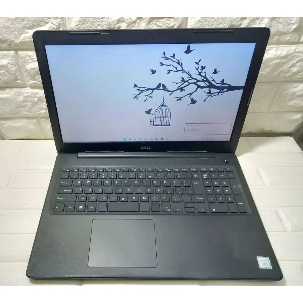 Laptop Dell Latitude 3590 i3 7th Generation 15.6 8/128gb *RWL