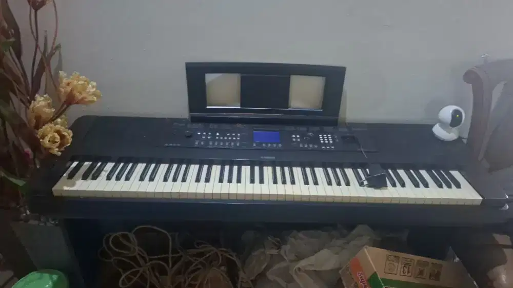 yamaha portable grand  dgx 650