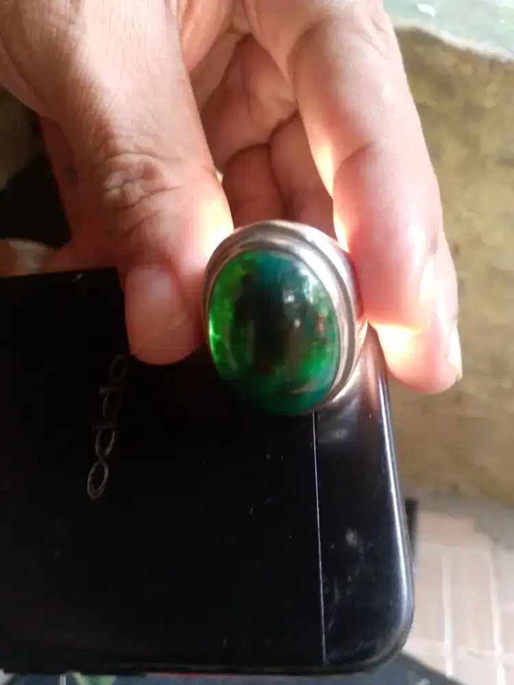 Cincin Batu Bacan