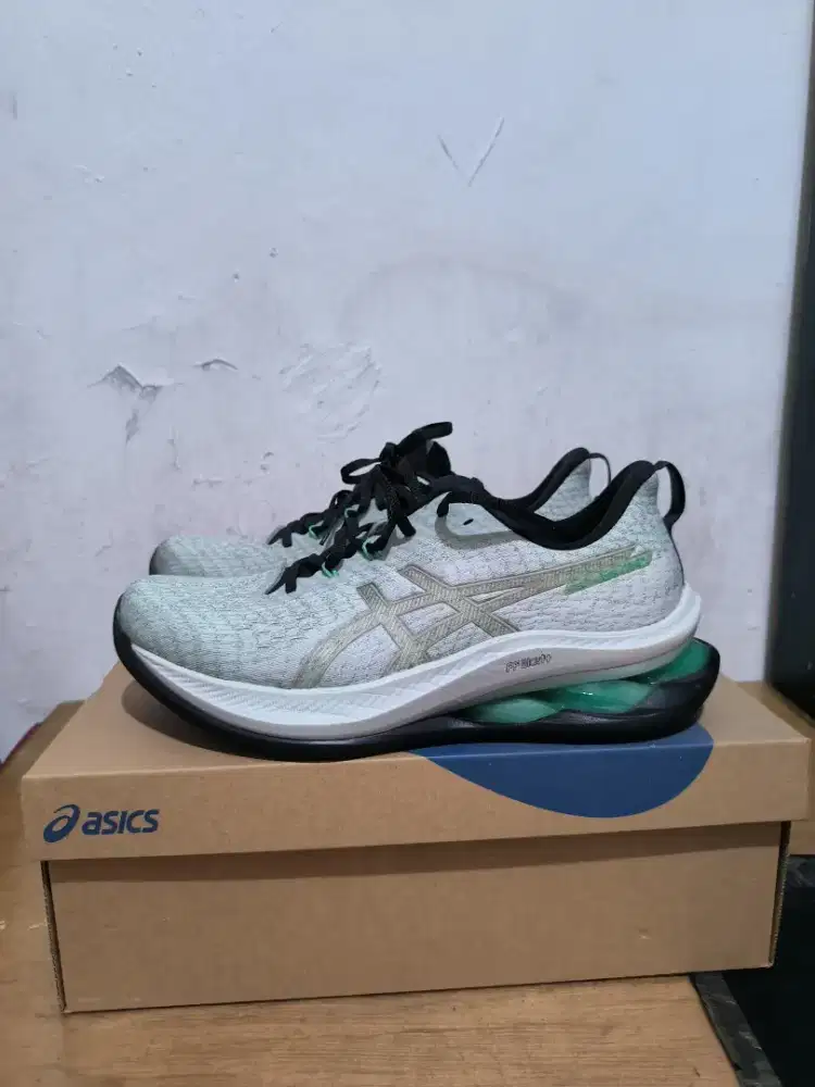 Sepatu assics kinsei max original