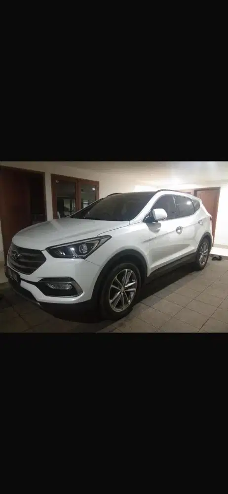Santafe CRDI 2018 putih