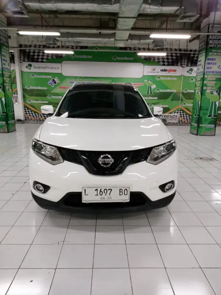 NISSAN XTRAIL 2.5 AT 2015 PUTIH
