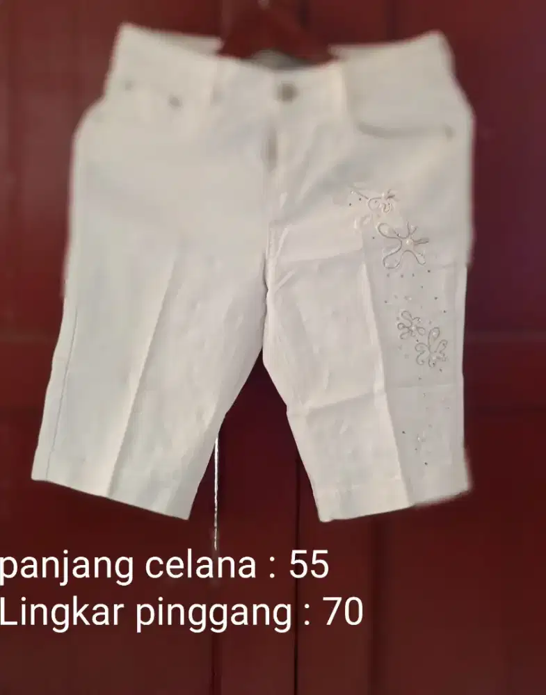 Celana jeans wanita