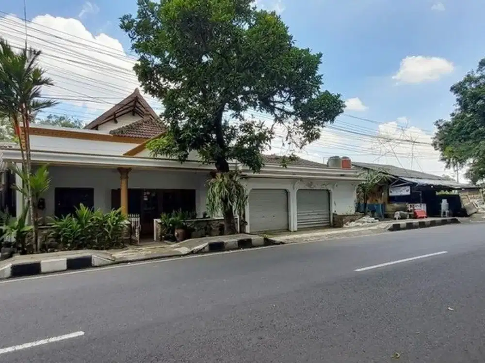 Disewakan Rumah Siap Huni Pinggir Jalan Raya Lokasi Strategis di Tridadi Sleman