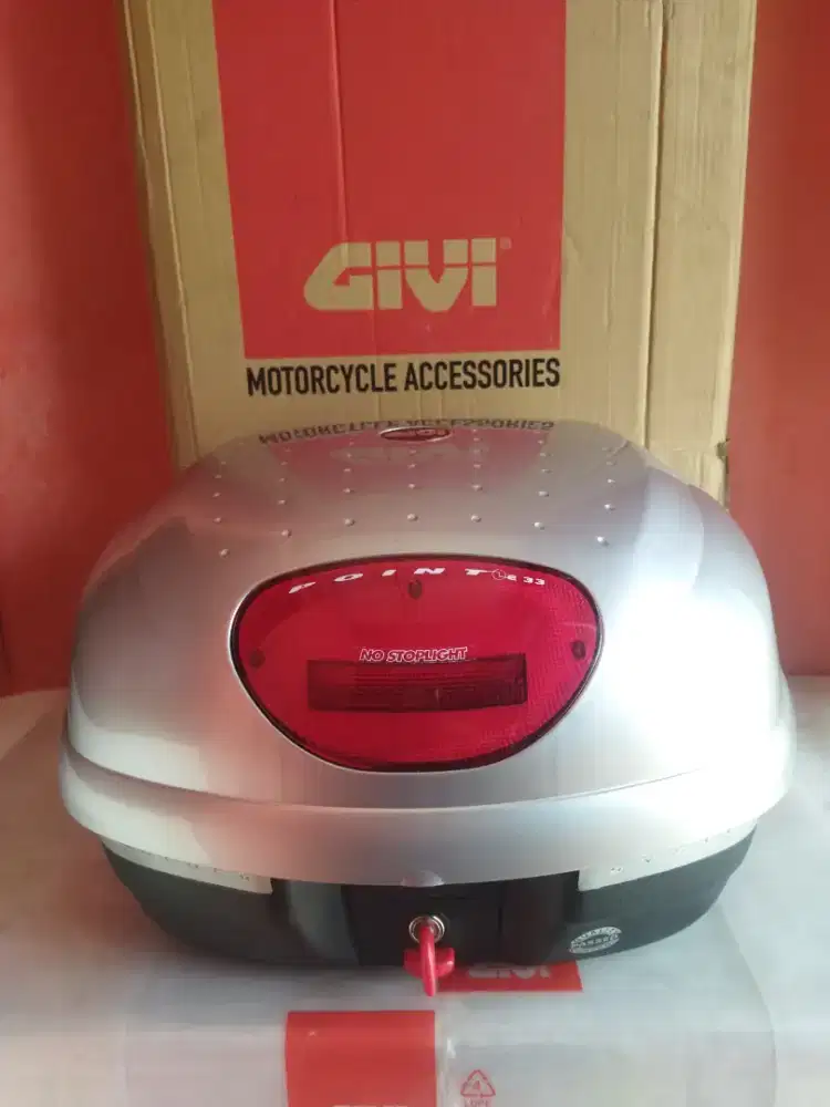Box motor givi e33 silver