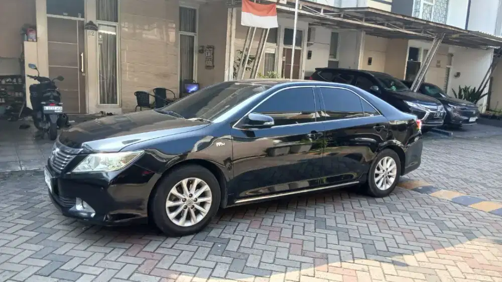 Toyota New Camry G AT 2014 Terawat Pribadi