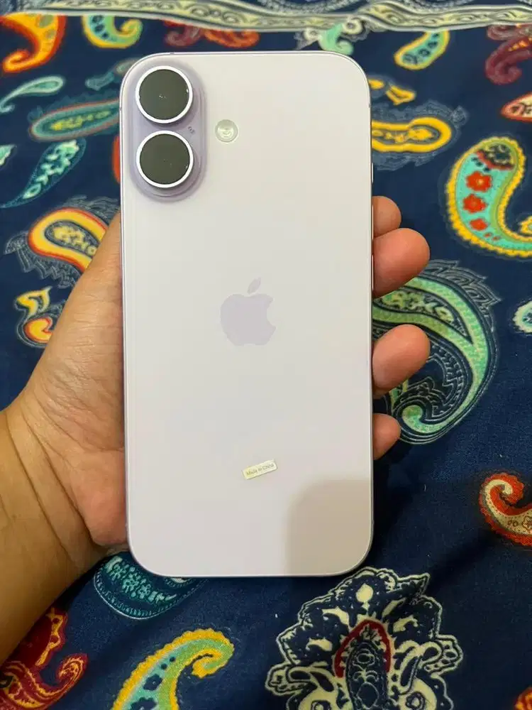 Di jual HP Iphone 17 Basic 256 second tapi rasa baru