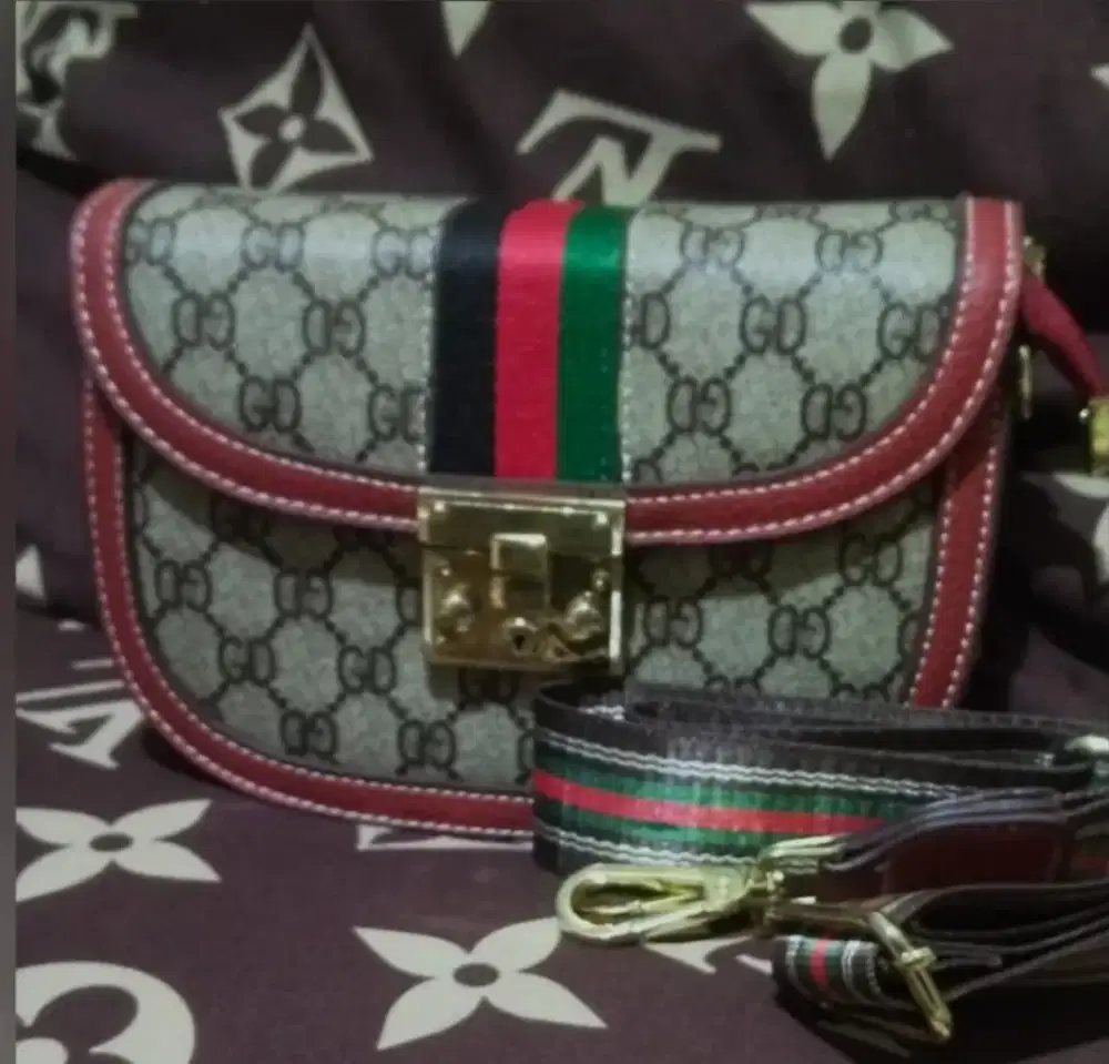 Tas import wanita