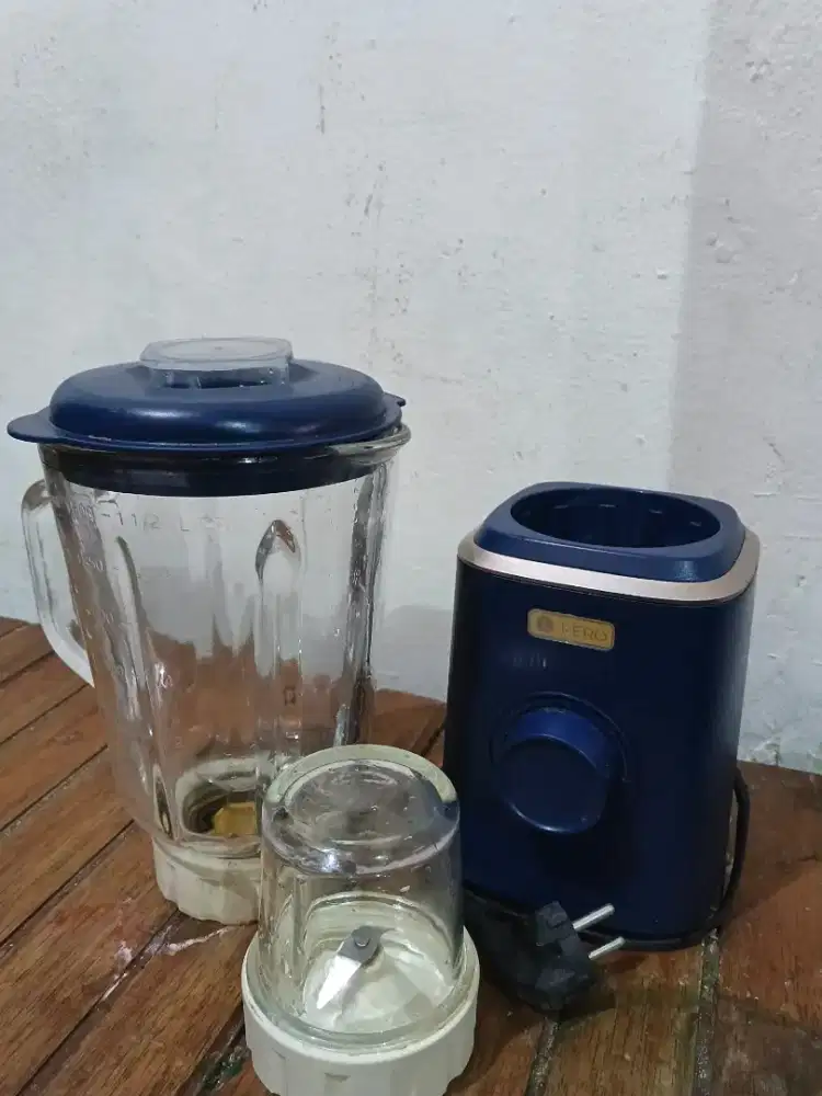 Dijual blender merek  pero two in one