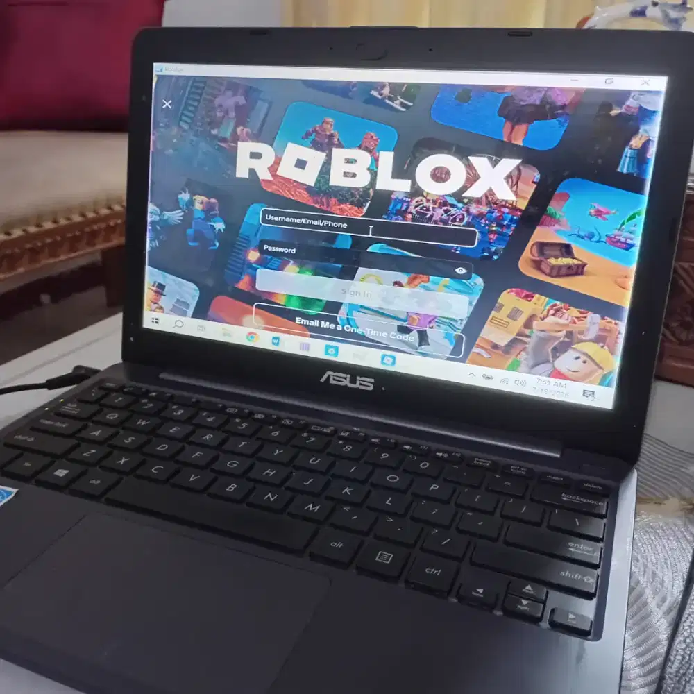 asus vivobook 12 e203 ma tipis kecil ringan