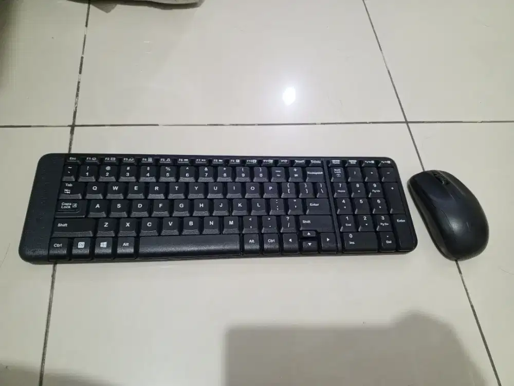 Keyboard + Mouse Wireless Logitech MK220