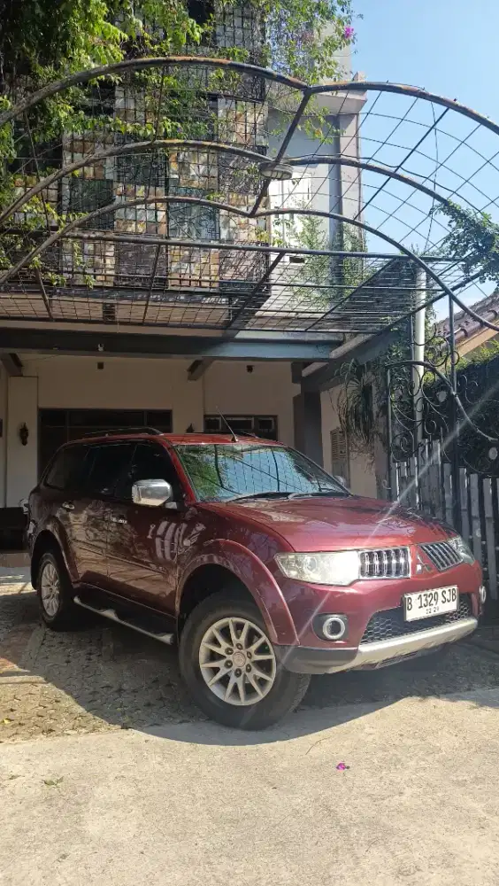 Pajero matic 2009 pajak on