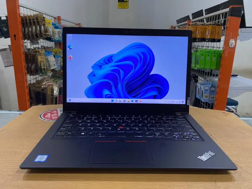 Laptop Lenovo ThinkPad T480S Core i5Gen8 Ram 8GB SSD 256GB Slim Mulus