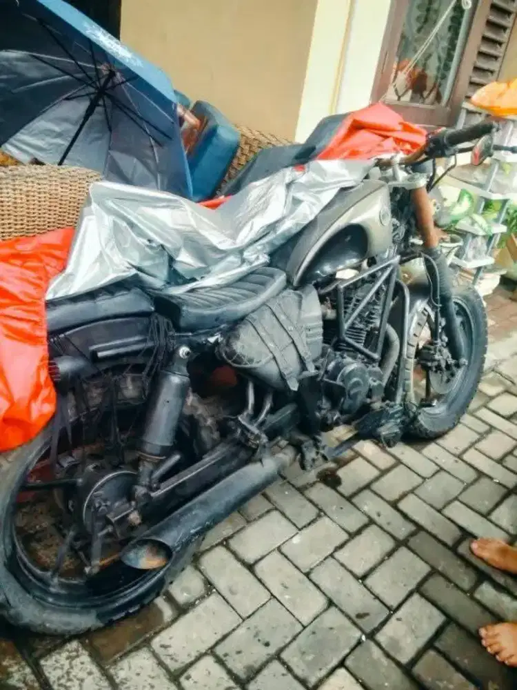 Dijual SEPEDA MOTOR MODIF BOBBER